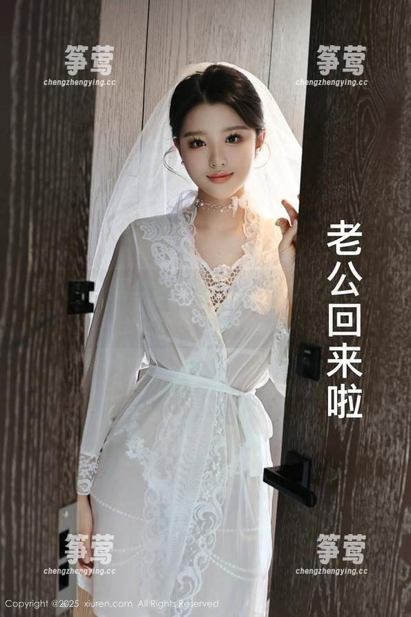 秀人网-Candy糖糖 秀人网 - 黑丝与光影,Candy糖糖在美图中玩转撩人艺术!