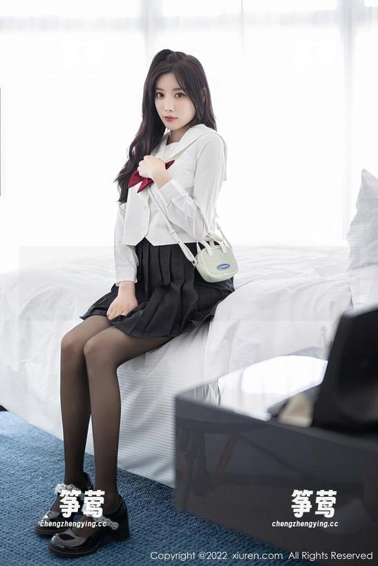 秀人网-Cherry绯月樱 秀人网 - Cherry绯月樱定制写真:透明的诱惑,隐隐约约的暧昧