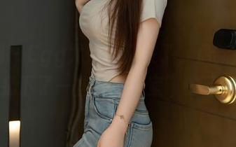 秀人网 - Egg尤妮丝又来了,最新妹妹写真扔下了一些“更衣室”的想象。