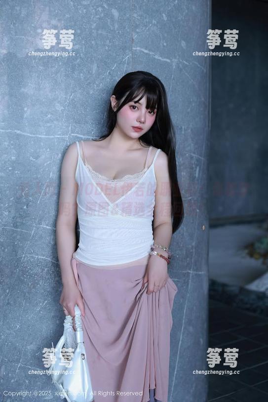 秀人网-MODEL伊若 秀人网 - MODEL伊若的职业装:你敢穿吗?原图&精选全程回顾!