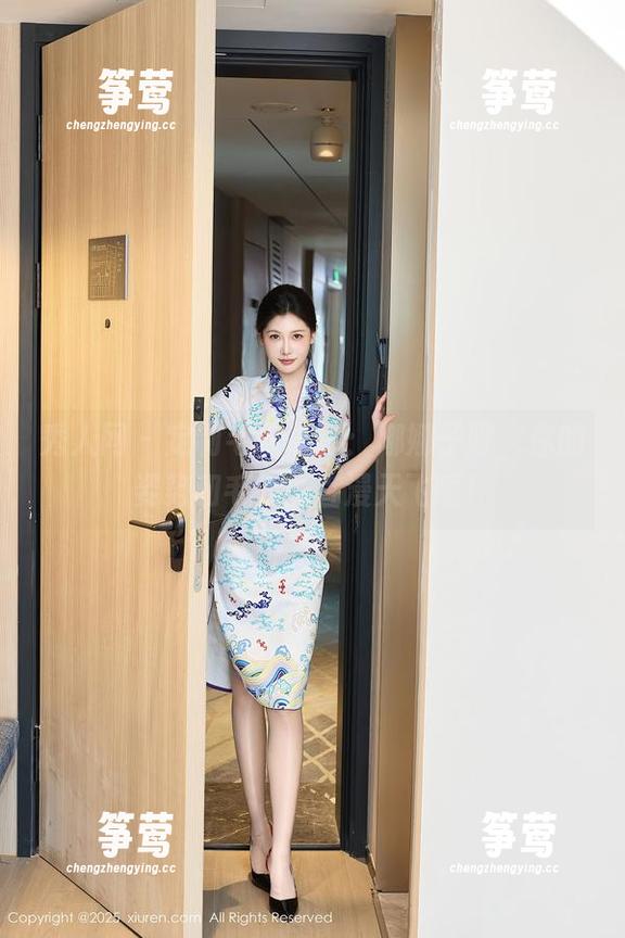 秀人网-娜娜子呀 秀人网 - 定制毛衣摄影:娜娜子呀,你的姿势和毛衣简直漫天飞啊!
