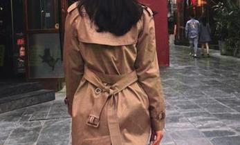微密圈 - 童小芯黑丝图包:这里有美女与丝袜的微妙对话