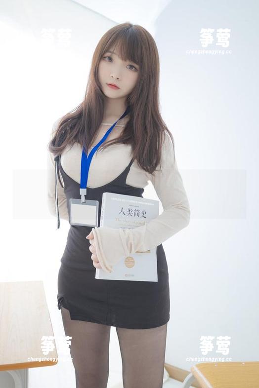 紧急企划-小婕 紧急企划 - 小婕的眼镜套图,一小步…她的姿态让我想了很多。