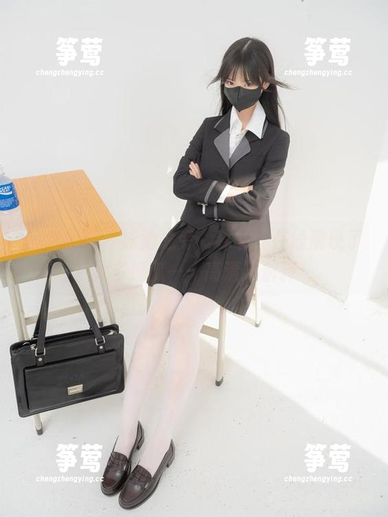 紧急企划-林书辞 紧急企划 - 泳池之旁,林书辞在线展现了太多细腻——高清不解释