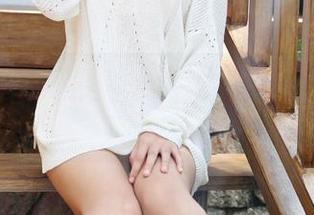 美媛馆 - 小魔女奈奈的泳池写真，没经验的我也想试试定制一下。