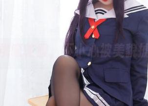 最新胡桃喵校服，不小心被美貌掳走了！