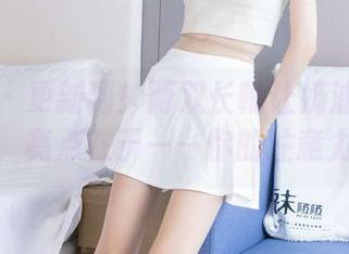 袜啵啵 - 更新到！两双长靴让奶油的图包升级，亮点在于——你的注意力呢？