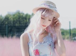 让你目不转睛的短裙：西呱呀呀呀免费图册_Bestof2023！