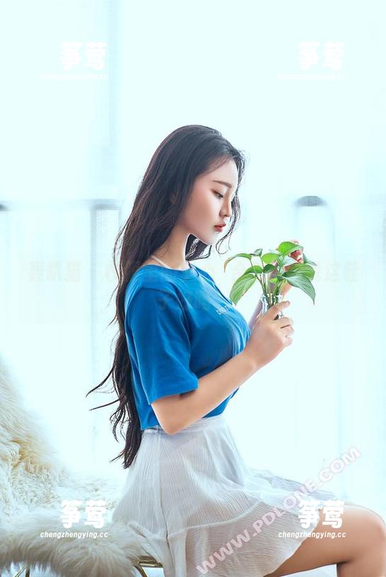轰趴猫-梦心玥 轰趴猫 - 校服里的梦心玥合集:我说这鞋子好吗?