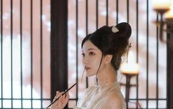 露儿大魔王灰丝公开招募！今天的作品，包你免费愉悦！