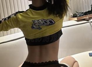 微密圈 - 嗨皮兔女郎:黎允熙大胆的高清作品集,光影游戏玩得666!